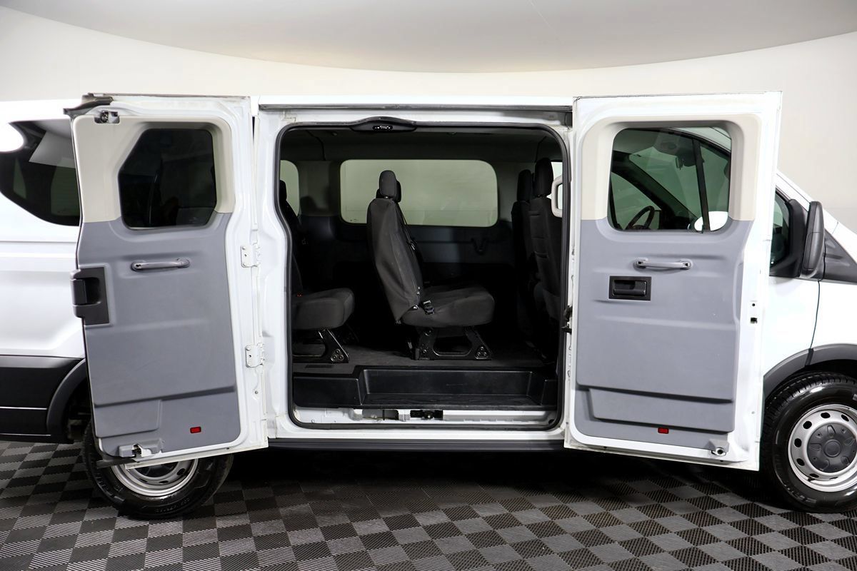 Used 2017 Ford Transit 150 XL RWD image 39