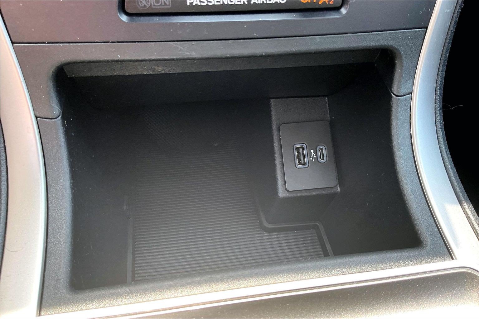 Used 2024 Ford Edge SEL AWD/4WD image 33
