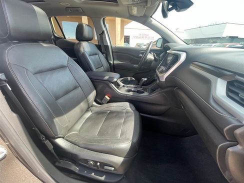 Used 2019 GMC Acadia SLT image 15