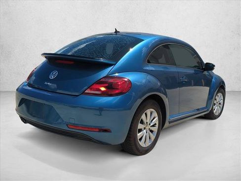 Used 2019 Volkswagen Beetle 2.0T S FWD image 5