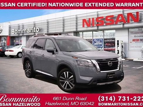 Certified 2025 Nissan Pathfinder Platinum AWD/4WD image 1