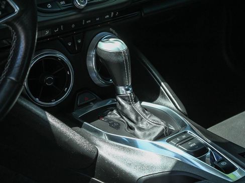 Used 2019 Chevrolet Camaro SS RWD image 22