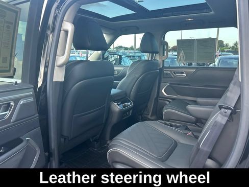 Used 2025 INFINITI QX80 Luxe RWD image 34