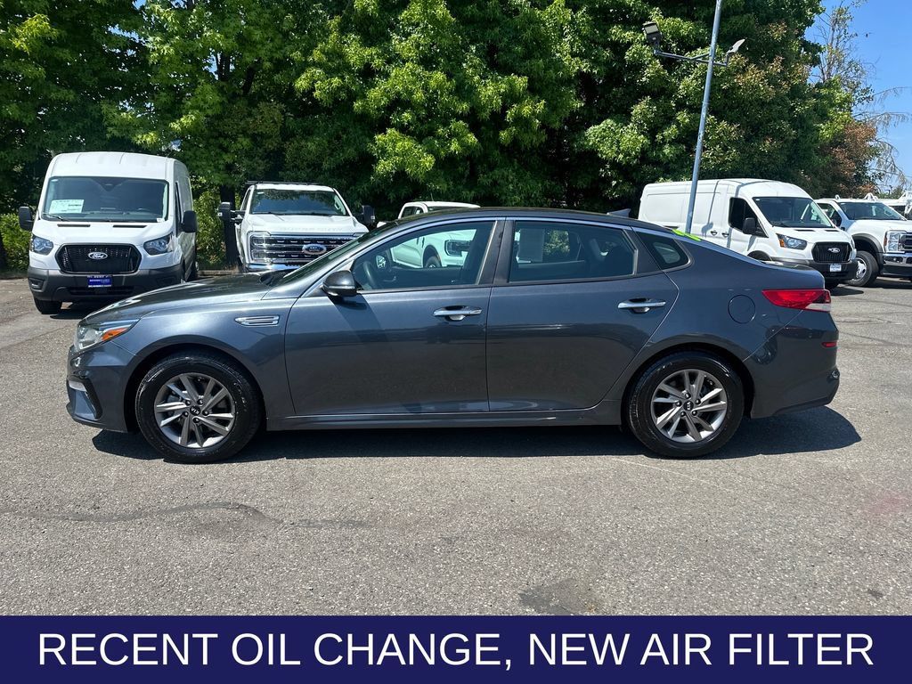 Used 2020 Kia Optima LX FWD image 2