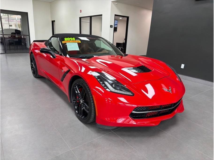 Used 2014 Chevrolet Corvette Stingray Convertible w/ 3LT Preferred Equipment Group RWD image 2