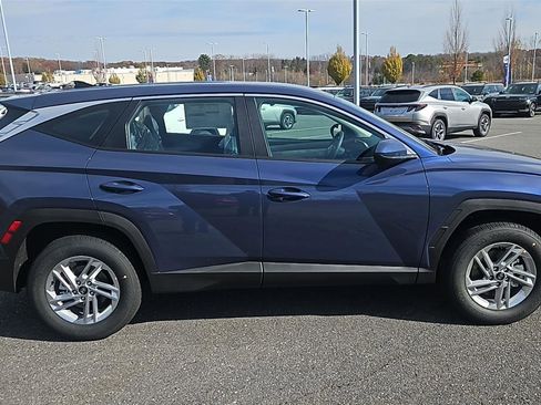 New 2026 Hyundai Tucson SE image 8