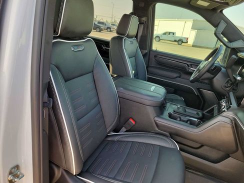 Used 2026 GMC Sierra 2500 AT4X AWD/4WD image 18