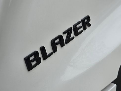 New 2025 Chevrolet Blazer LT w/ Convenience Package image 7