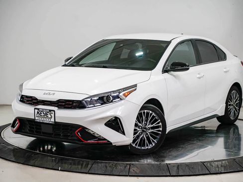 Used 2024 Kia Forte GT-Line image 1