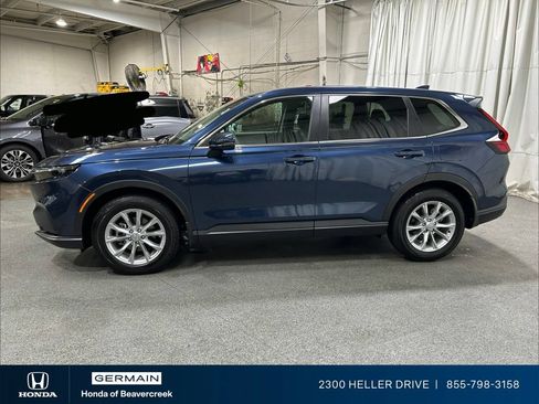 Used 2025 Honda CR-V EX image 5