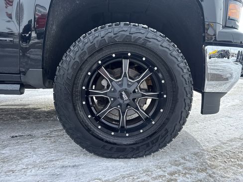 Used 2015 Chevrolet Silverado 1500 LT w/ LT Convenience Package image 9