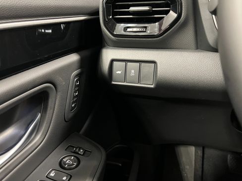 New 2025 Honda Pilot Touring image 21