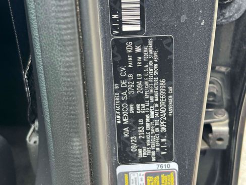 Used 2024 Kia Forte LXS FWD image 22