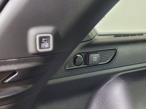 New 2025 Jeep Grand Cherokee Limited image 12