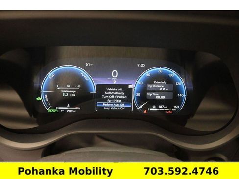 Used 2026 Toyota Sienna XSE FWD image 5