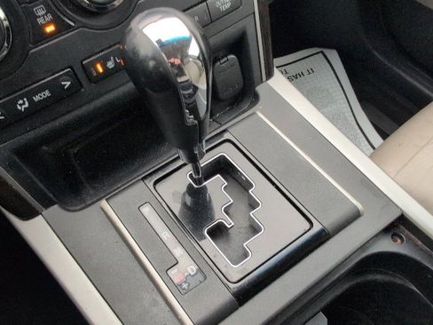 Used 2011 MAZDA CX-9 Grand Touring w/ Moonroof & Bose Audio Pkg image 21