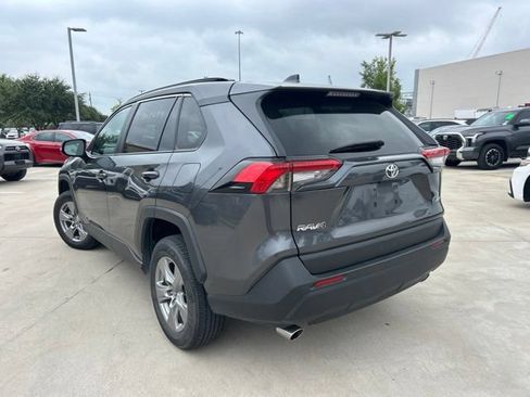 Used 2025 Toyota RAV4 XLE FWD image 5