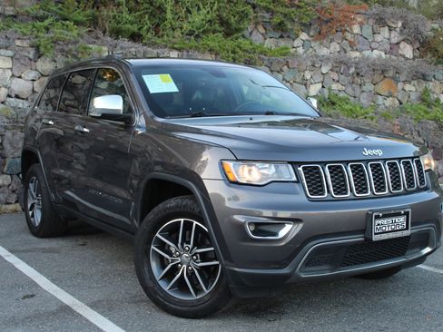Used 2017 Jeep Grand Cherokee Limited image 4