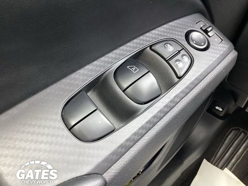 Used 2025 Nissan Altima 2.5 SV AWD/4WD image 20