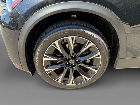 Certified 2024 MAZDA CX-90 Plug-In Hybrid w/ Premium Plus AWD/4WD image 9
