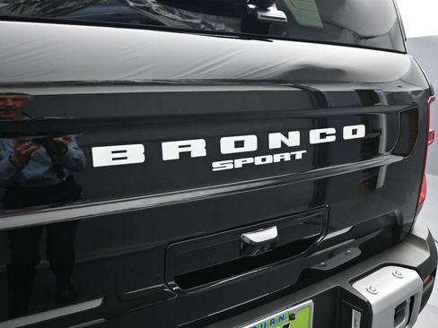 New 2026 Ford Bronco Sport Outer Banks w/ Sasquatch Outer Banks Package AWD/4WD image 3