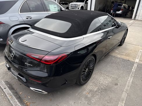 Used 2024 Mercedes-Benz CLE 300 4MATIC Cabriolet image 2
