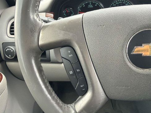 Used 2012 Chevrolet Tahoe LT w/ Luxury Package RWD image 11