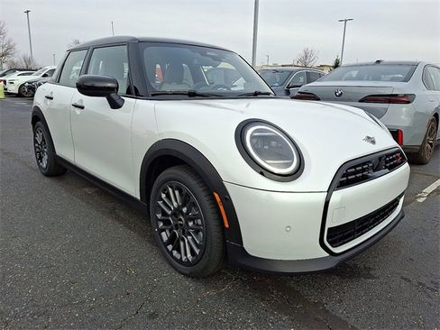 New 2026 MINI Cooper S image 2