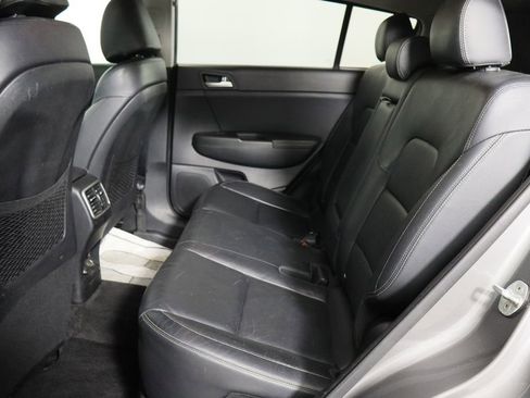 Used 2017 Kia Sportage EX image 16