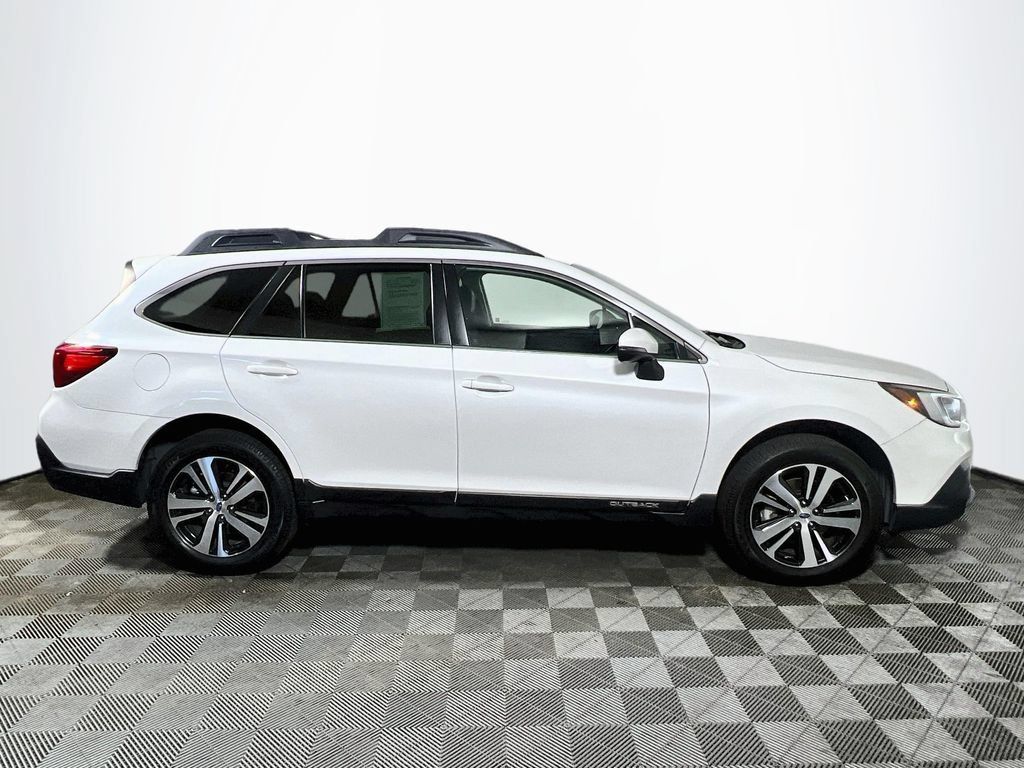 Used 2019 Subaru Outback 2.5i Limited AWD/4WD image 8