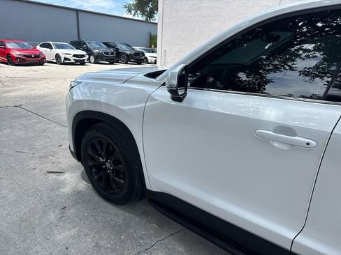 Used 2024 Toyota Grand Highlander AWD image 61