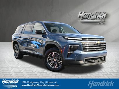 Used 2024 Chevrolet Traverse LT