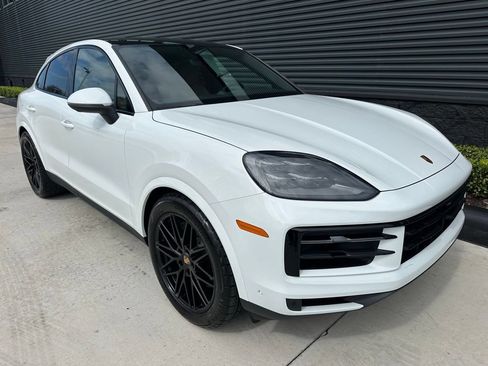 Used 2026 Porsche Cayenne Coupe AWD/4WD image 11