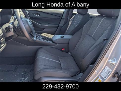 Used 2025 Honda Accord Sport image 15