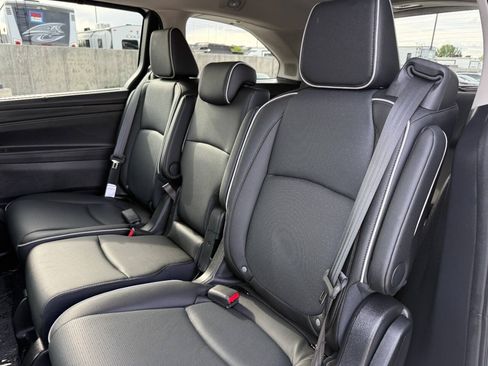 Used 2026 Honda Odyssey Elite image 21