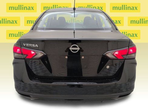 Used 2025 Nissan Versa S FWD image 29