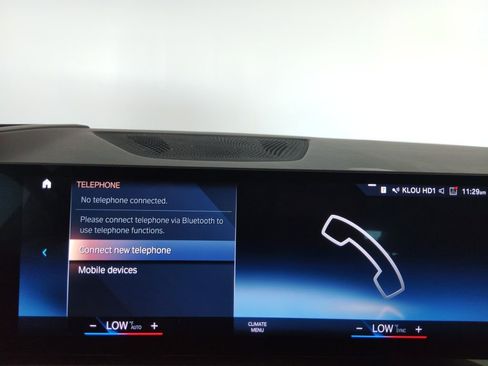 Used 2023 BMW X7 xDrive40i w/ Premium Package image 24