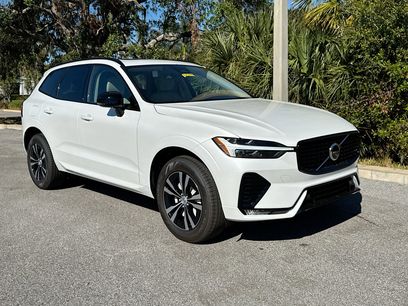 New 2025 Volvo XC60 B5 Core w/ Protection Package Premier