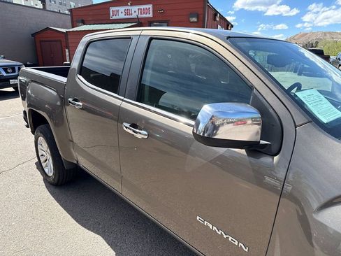 Used 2015 GMC Canyon SLT image 15