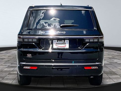 New 2026 Jeep Grand Wagoneer Limited AWD/4WD image 4
