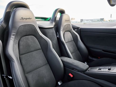 Used 2023 Porsche 718 Boxster Spyder image 44