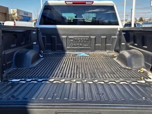 Certified 2025 Chevrolet Silverado 2500 LT w/ Convenience Package AWD/4WD image 14