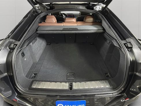 Used 2022 BMW X6 xDrive40i w/ Executive Package image 46