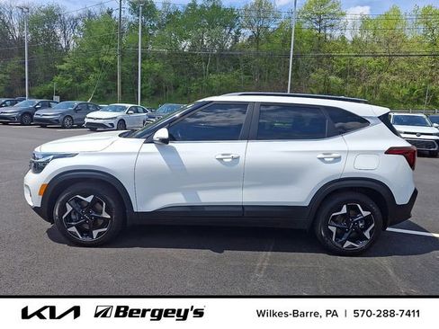 Certified 2024 Kia Seltos EX AWD/4WD image 9