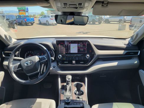 Used 2020 Toyota Highlander Limited AWD/4WD image 20