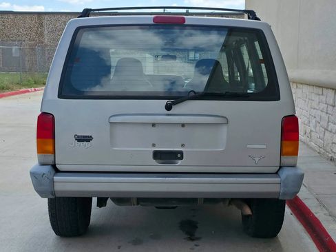 Used 2000 Jeep Cherokee Sport AWD/4WD image 3
