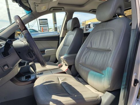 Used 2009 Hyundai Azera Limited w/ Ultimate Pkg 3 FWD image 11