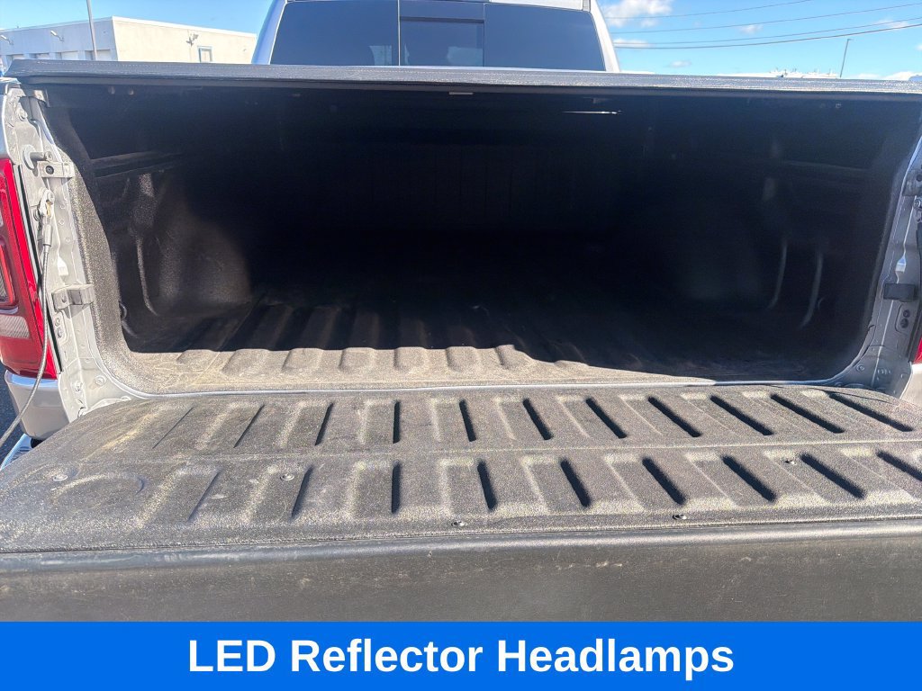 Used 2023 RAM 1500 Laramie AWD/4WD image 29