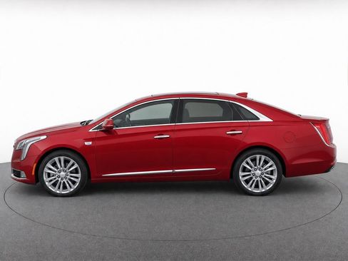 Used 2019 Cadillac XTS Luxury w/ Driver Awareness Package FWD image 4