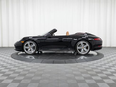 Used 2019 Porsche 911 Carrera image 2
